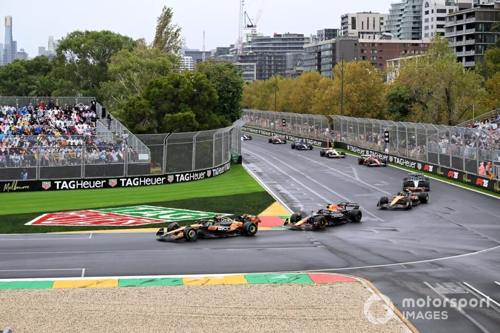 Lando Norris (McLaren) vs Max Verstappen (Red Bull Racing)