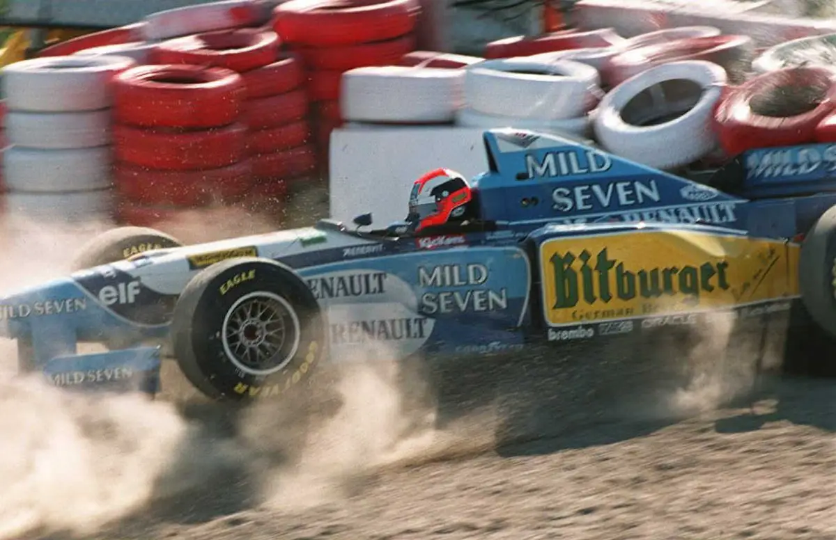 1995 Japanese GP Qualifying Crash at Degner 2 (Johnny Herbert, Benetton)