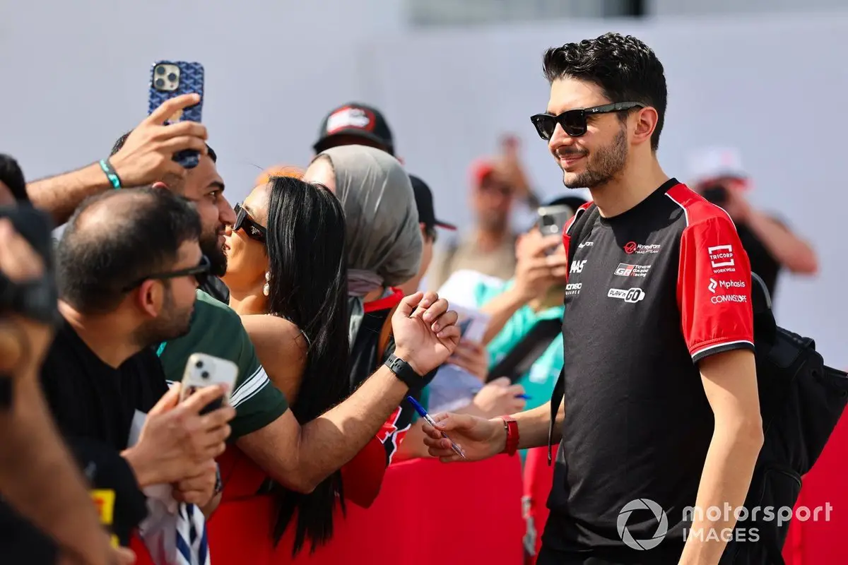 Haas F1 Team - Esteban Ocon