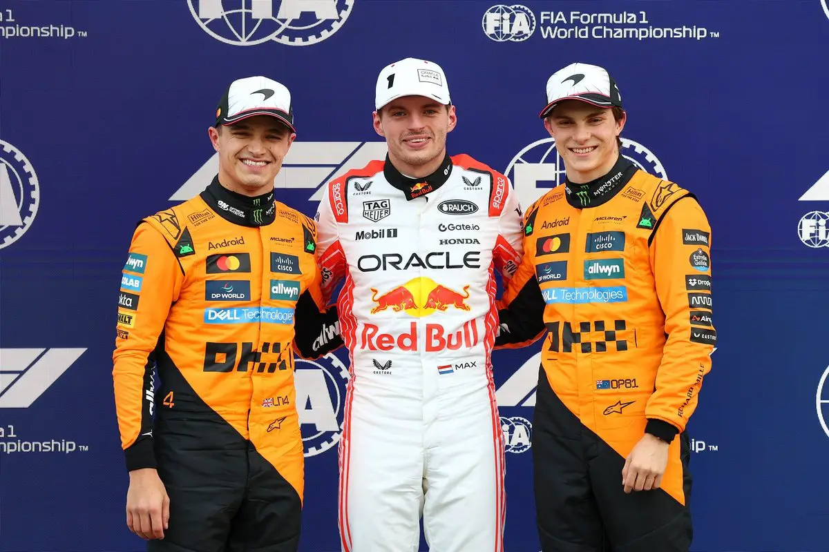 Lando Norris (McLaren), Oscar Piastri (McLaren) vs Max Verstappen (Red Bull Racing)