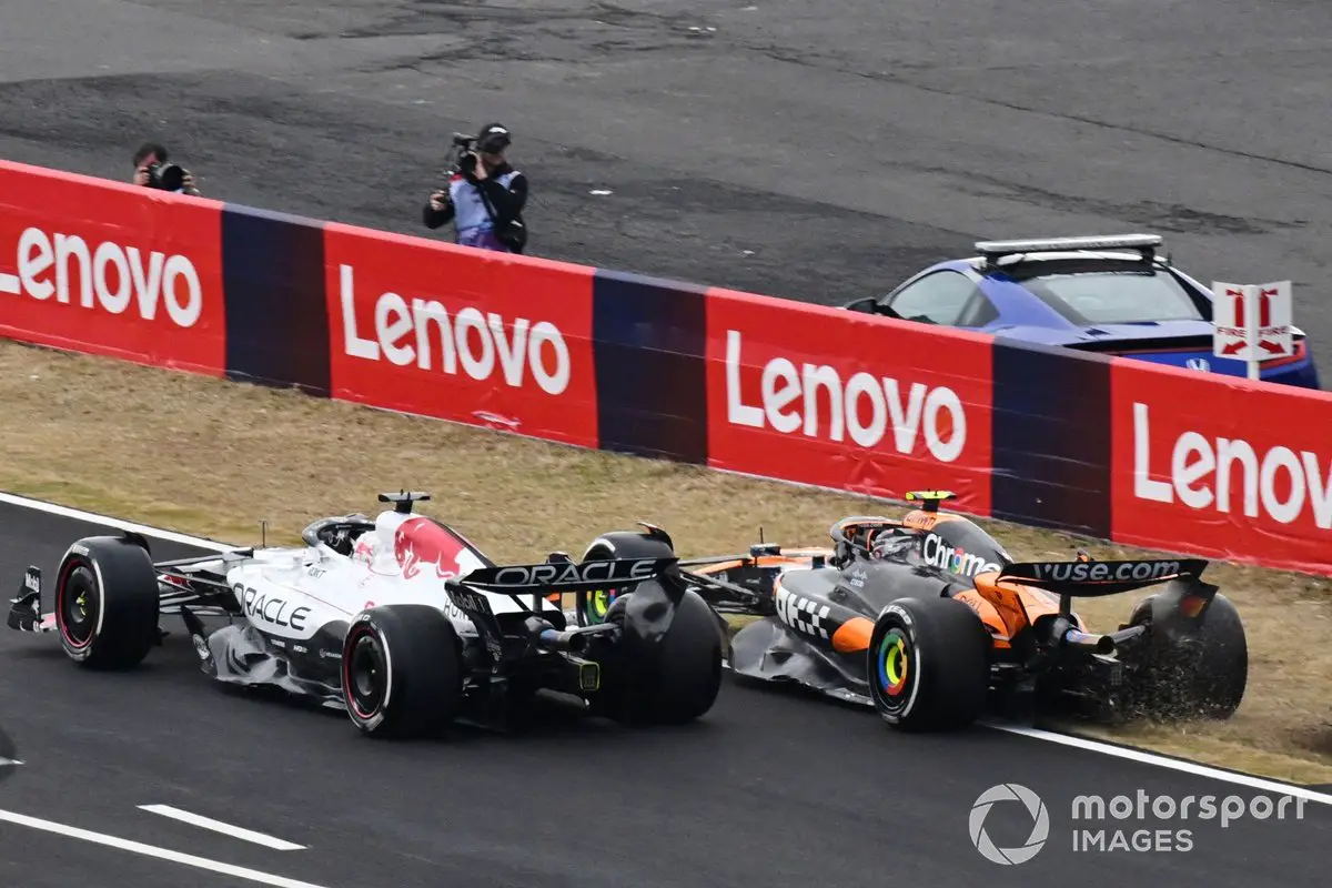 Lando Norris (McLaren) vs Max Verstappen (Red Bull Racing)