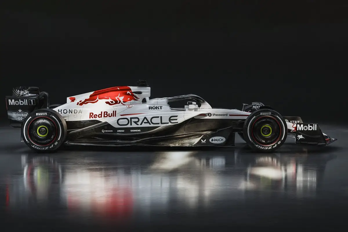 Red Bull Racing's RB21 in Japanese Grand Prix Livery
