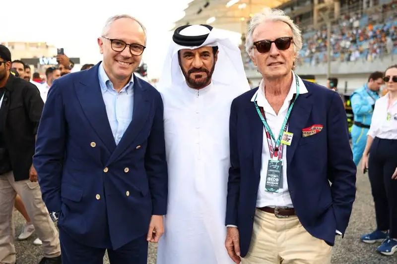Stefano Domenicali, Formula One Group CEO, Mohammed ben Sulayem, FIA President, and Luca di Montezemolo on the starting line.