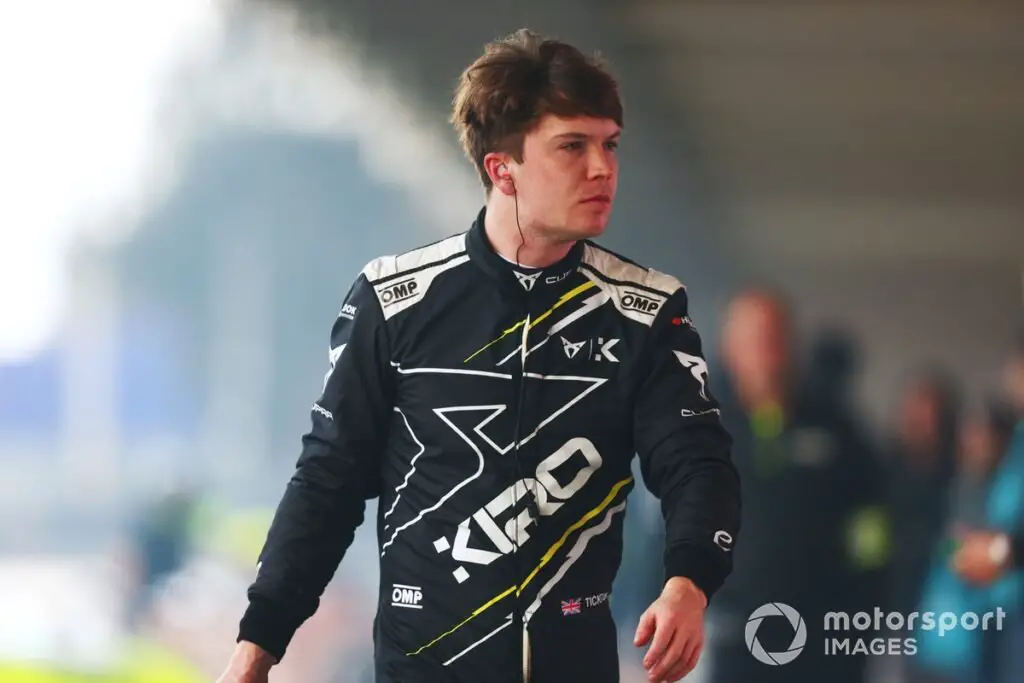 Dan Ticktum Observes CUPRA KIRO in Britain