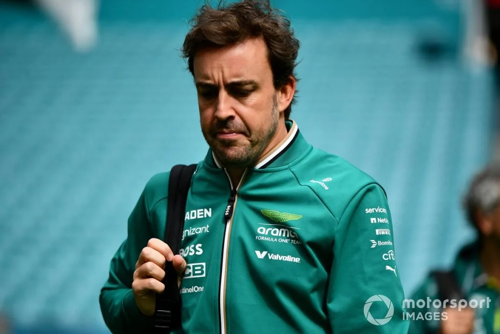 Fernando Alonso with Aston Martin Racing