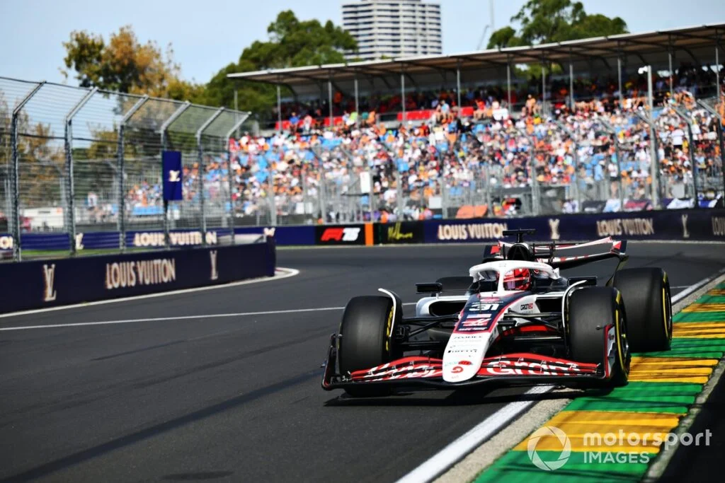 Haas F1 Team - Esteban Ocon