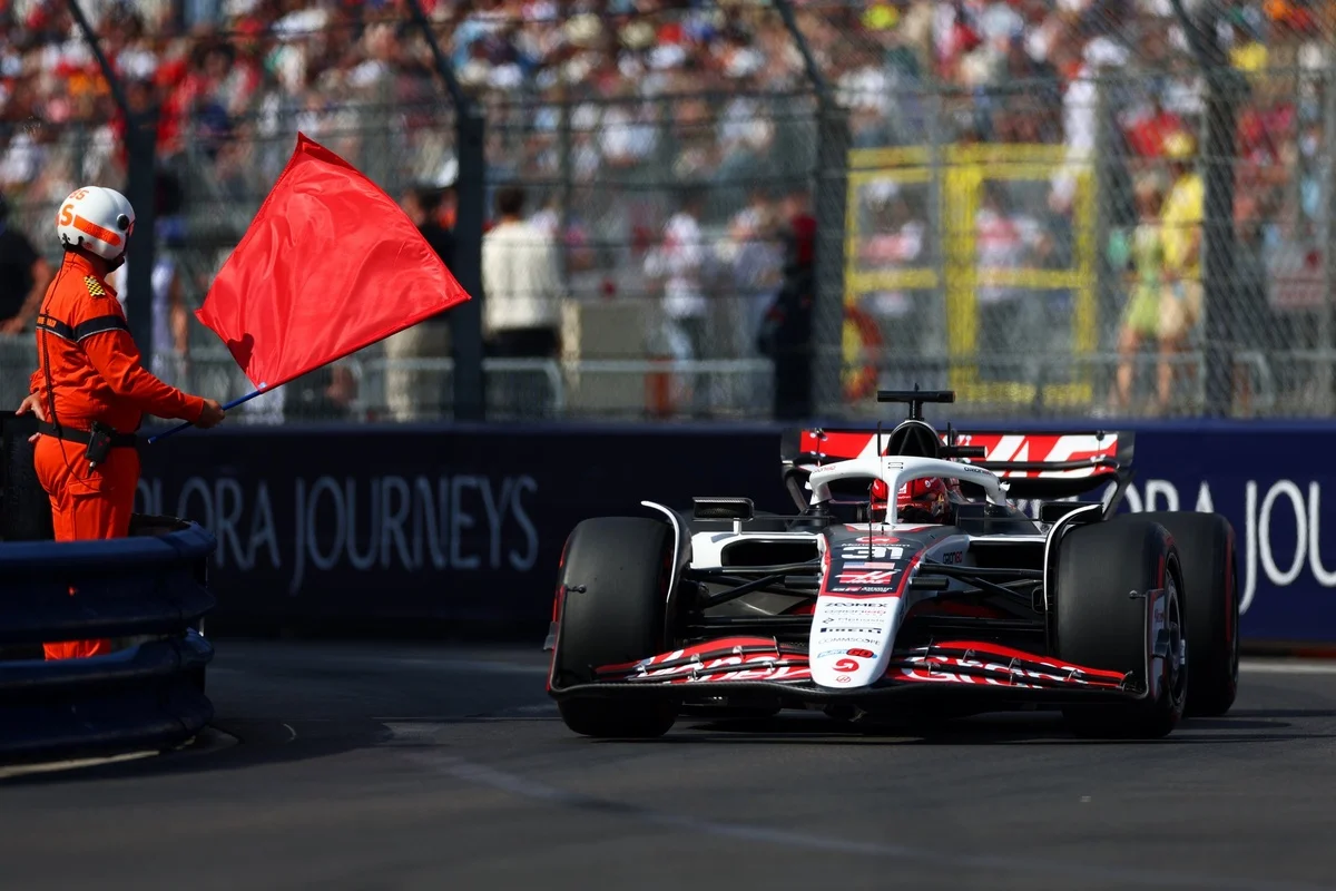 Haas F1 Team - Esteban Ocon
