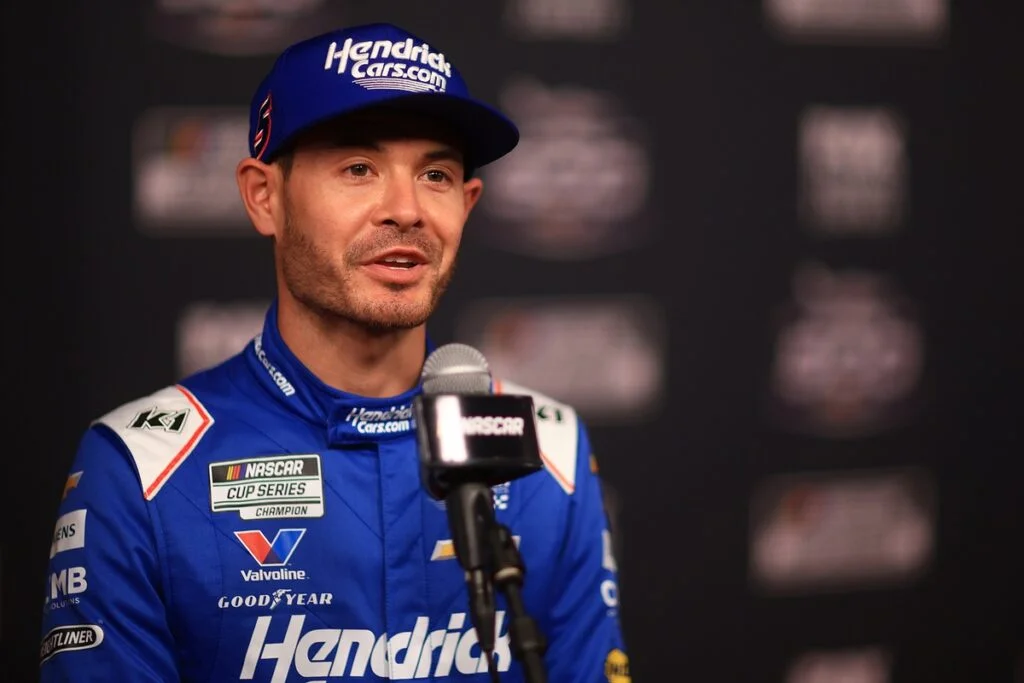 Kyle Larson in Hendrick Motorsports Chevrolet