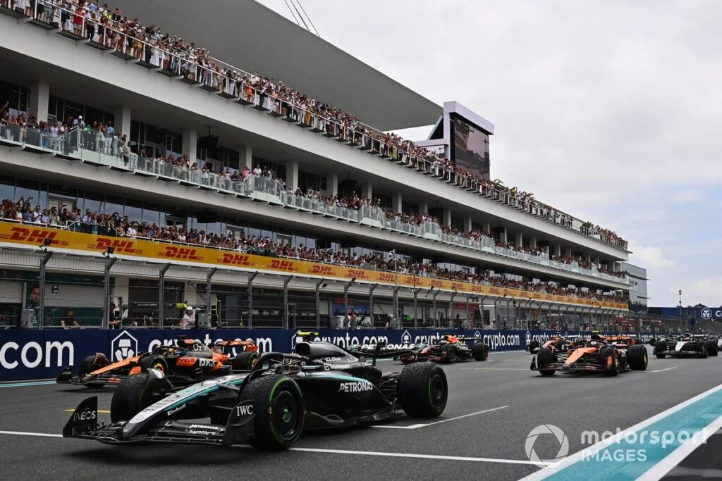 Lando Norris (McLaren), Oscar Piastri (McLaren) & Andrea Kimi Antonelli (Mercedes)